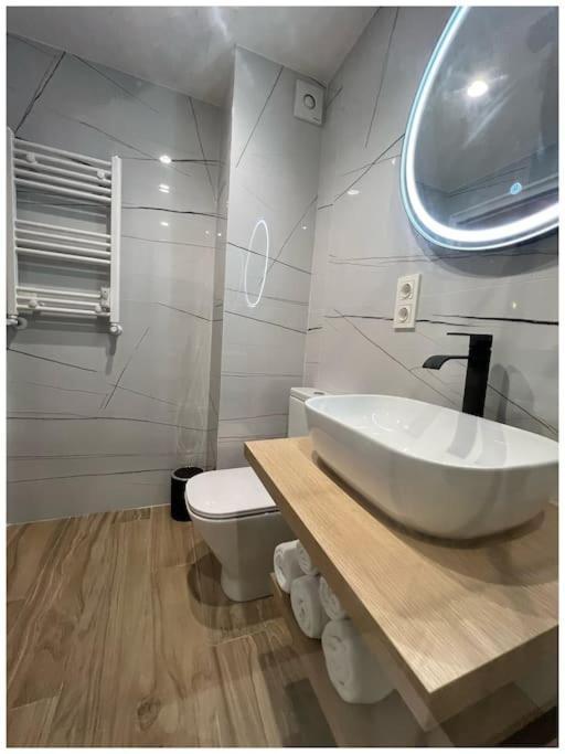 Elegance Lifestyle - Parking Gratuito! Apartment ซานเซบาสเตียน ภายนอก รูปภาพ